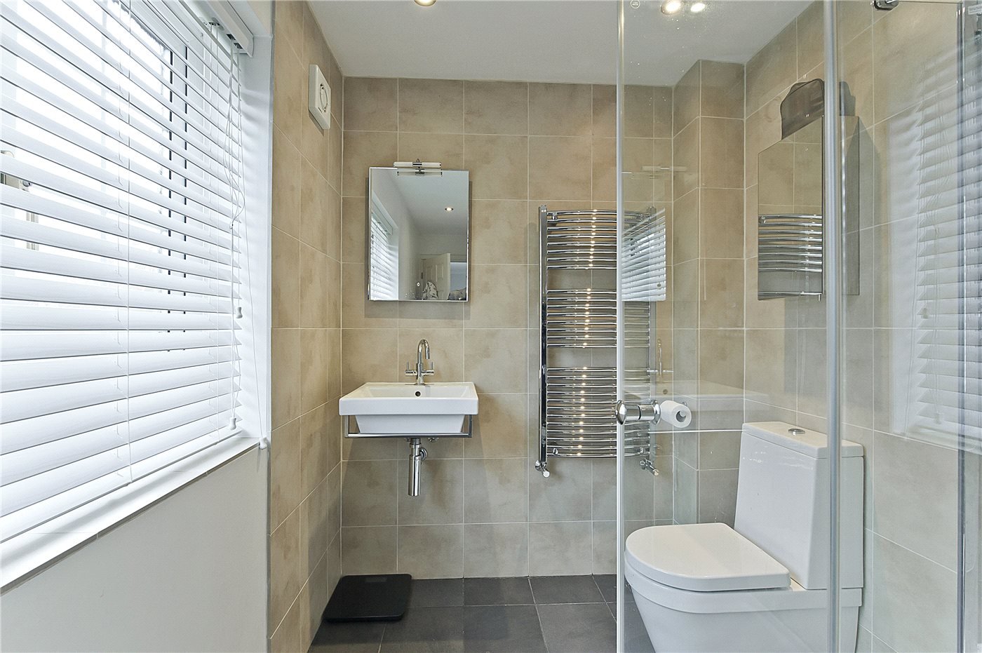 Ensuite